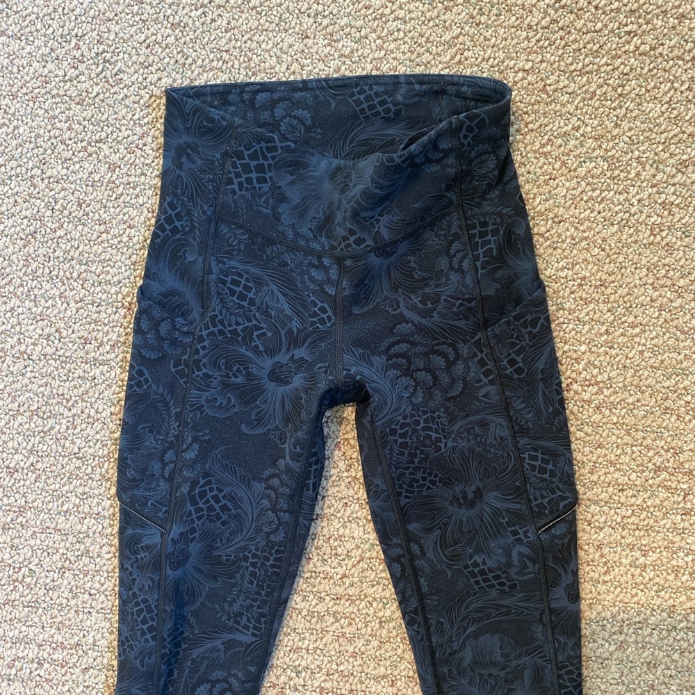 Lululemon rare pattern full length leggings